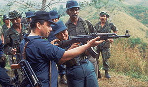 La doctrine Reagan. dans guerre froide / relations internationales contras2