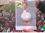 Tens of Thousands of Syrians Protest Peacefully after Ceasefire, 6 Killed