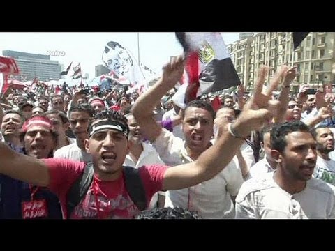 Duelling Demonstrations Divide Egypt over Morsi and Fundamentalism
