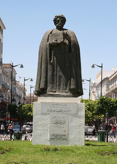 Fig_1_Statue_Ibn_Khaldun_Tunis