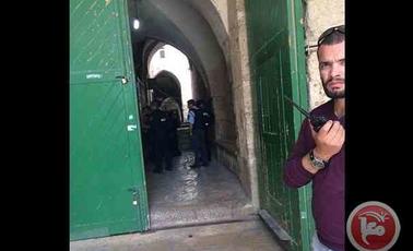 Right-wing Israelis caught trying to enter Al-Aqsa disguised as Muslims