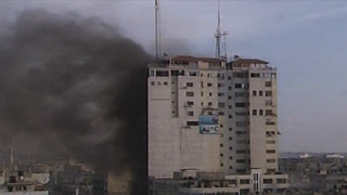 Live report from Gaza, attacks on Journalists (Democracy Now!)
