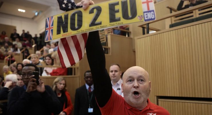 Trumpist UK Thugs waving US Flags try to Apprehend London’s Muslim Mayor