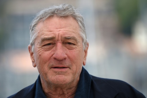 De Niro: “There’s Something more powerful than Bombs: Your Vote”