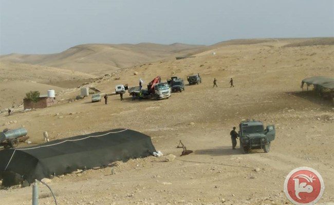 Israel delivers Demolition Notices to School, 3 Structures in Hebron