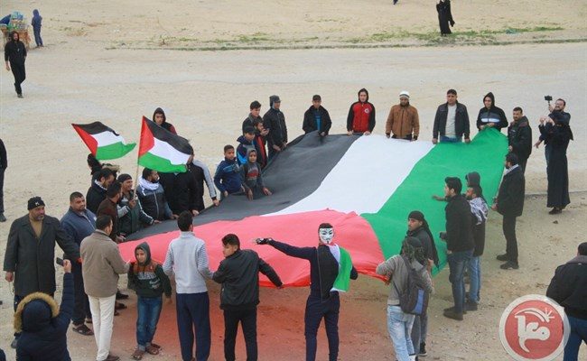 Israeli Army Snipers Wound another 33 Palestinians on Friday March of Return