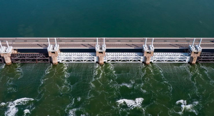 Climate Social Distancing: As sea levels rise, are we ready to live behind giant walls?