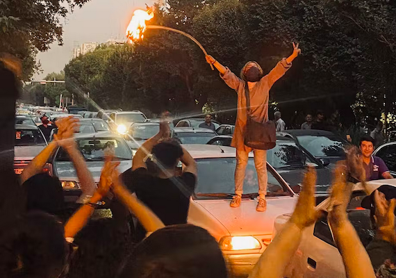 Iran protests: majority of people reject compulsory hijab and an Islamic regime, surveys find