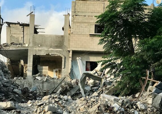 Israel confines most Palestinians in Gaza to just 21 sq mi., Kills 112 in One Day