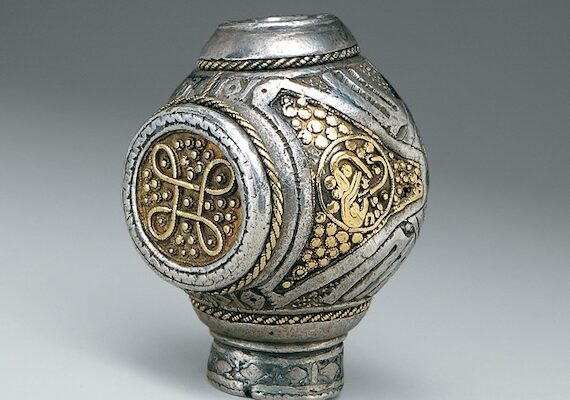 Scientists prove Extensive Viking Silver Trade with Abbasid Empire from British Silver Hoard